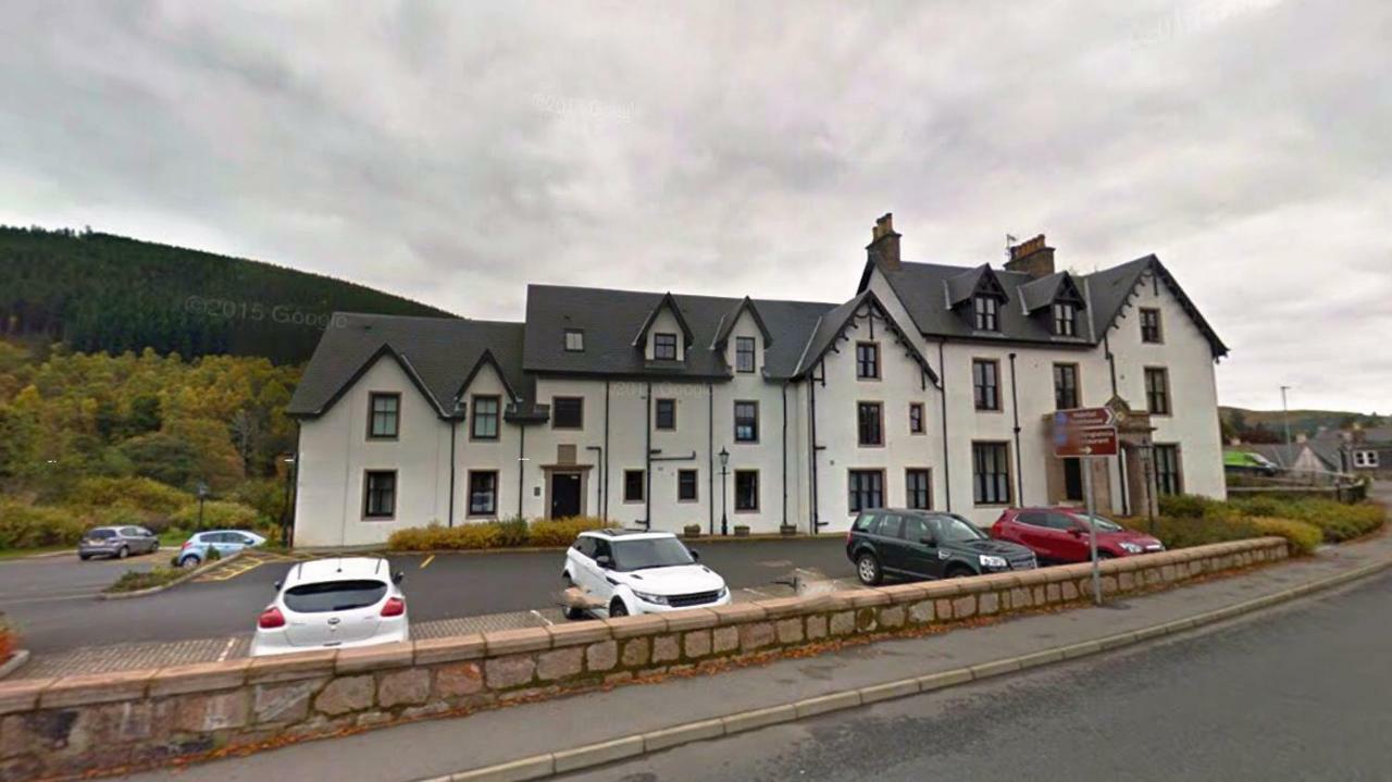 Montclaire Apartment Ballater Exterior photo